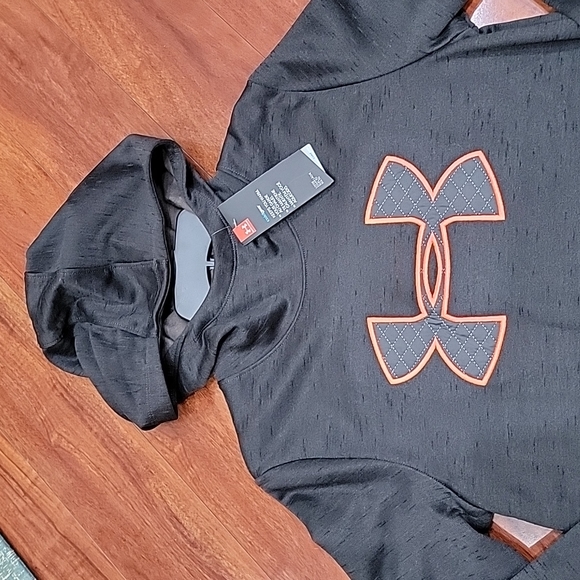NWT size M Under Armour hoodie - Picture 8 of 10